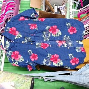 Arizona Jeans Blue Tropical Print Button Down Boys 10/12